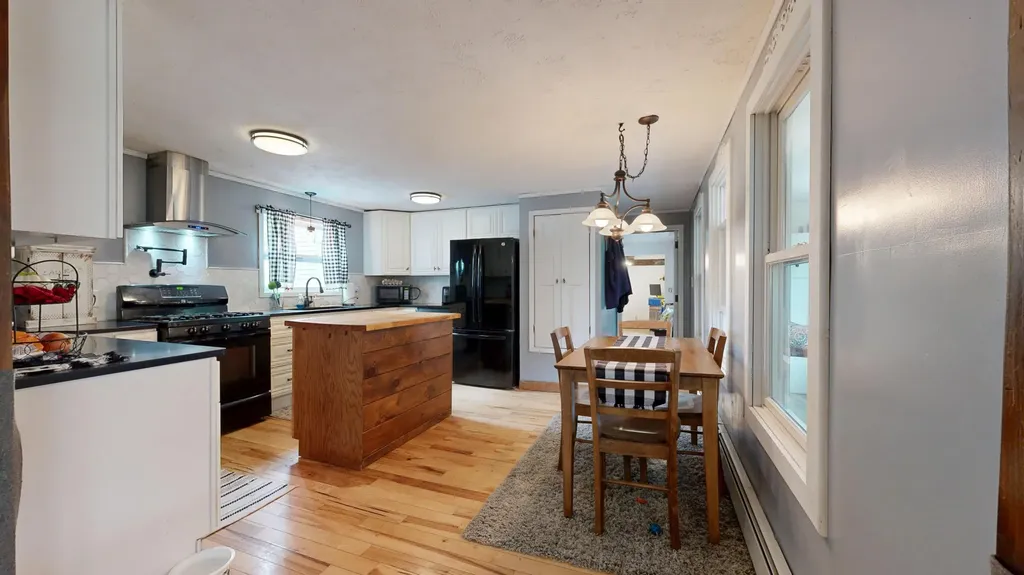 76 School Street Baldwin ME 04024