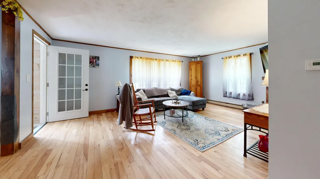 76 School Street Baldwin ME 04024