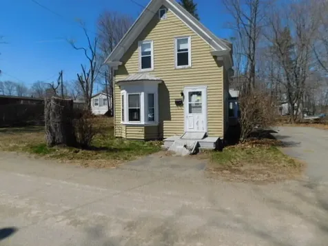 10 Summer Street Calais ME 04619
