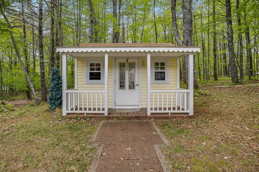 19 Rumery Road Lyman ME 04002