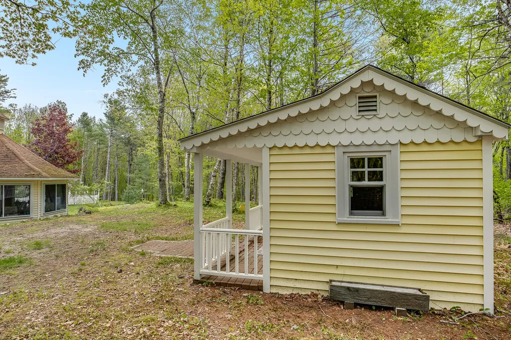 19 Rumery Road Lyman ME 04002