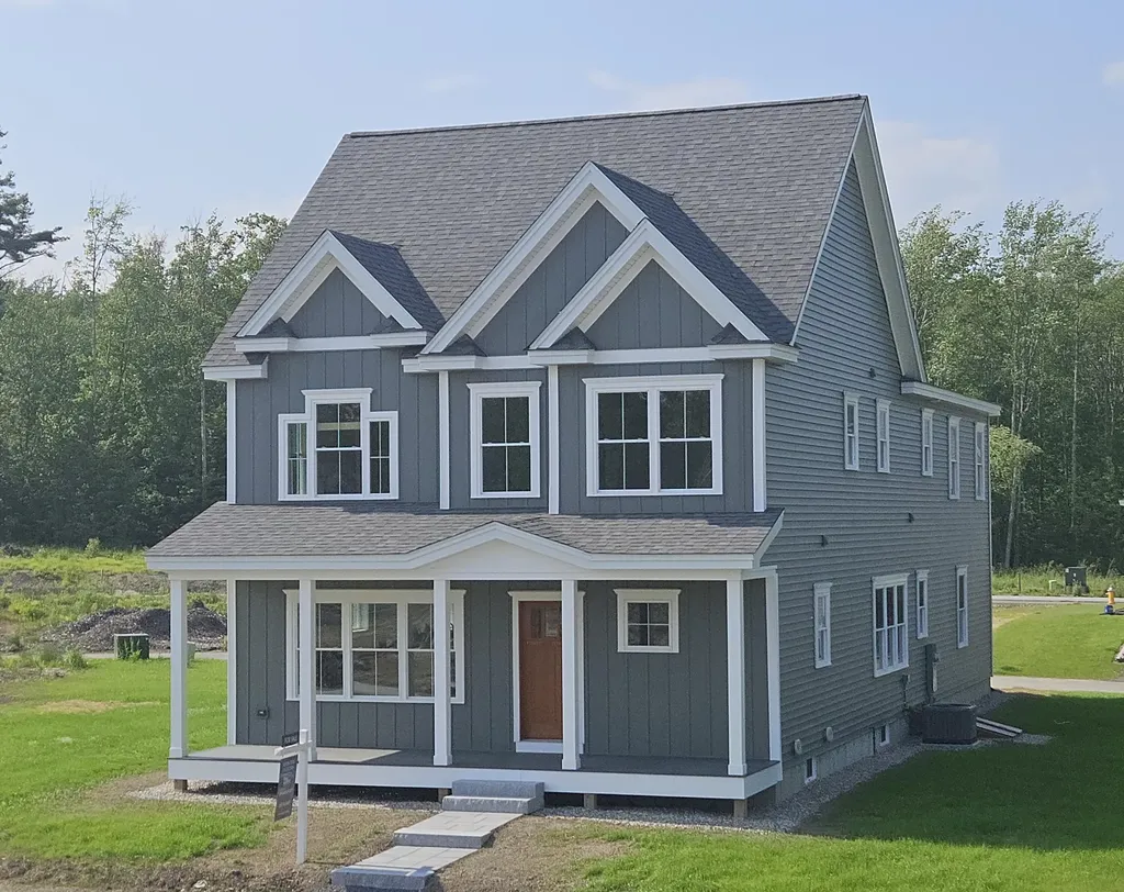 31 Emerson Way Scarborough ME 04074