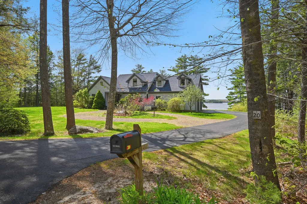 20 Eagle Point Road Bath ME 04530