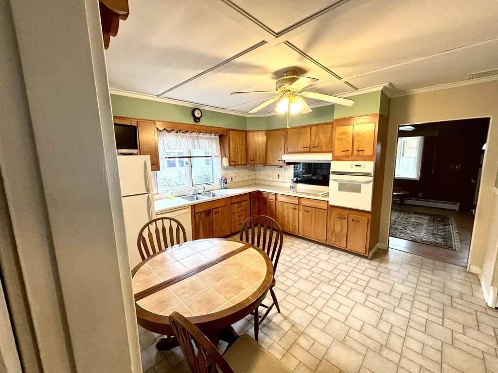 187 Maine Avenue Millinocket ME 04462