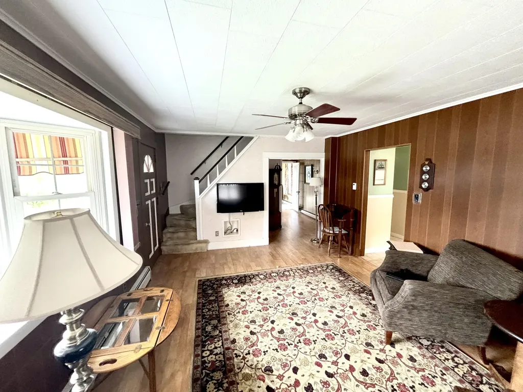 187 Maine Avenue Millinocket ME 04462