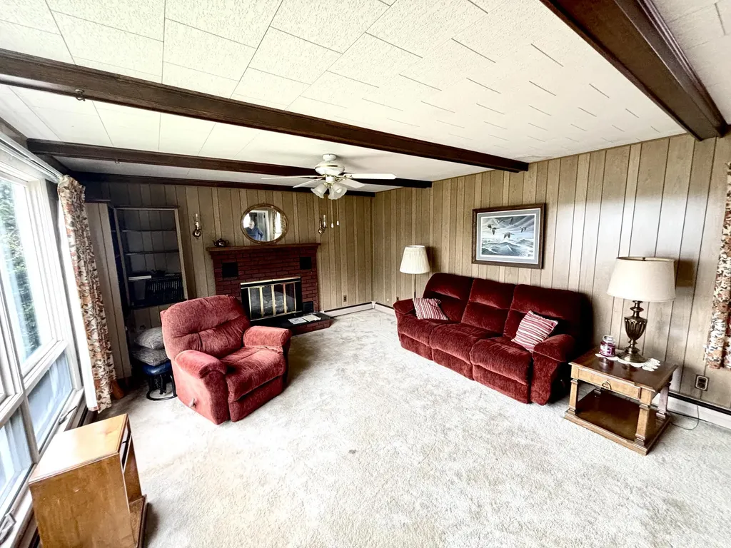 187 Maine Avenue Millinocket ME 04462