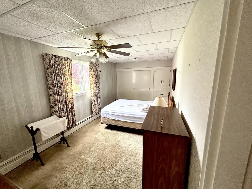 187 Maine Avenue Millinocket ME 04462