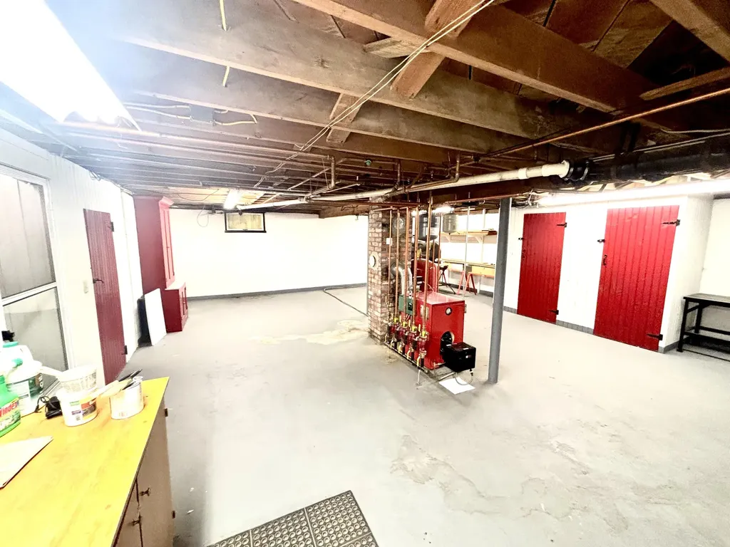 187 Maine Avenue Millinocket ME 04462