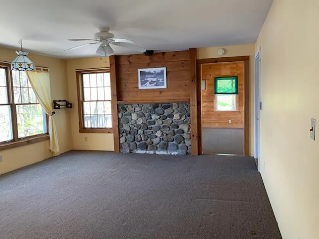 38 Cove Lane Union ME 04862