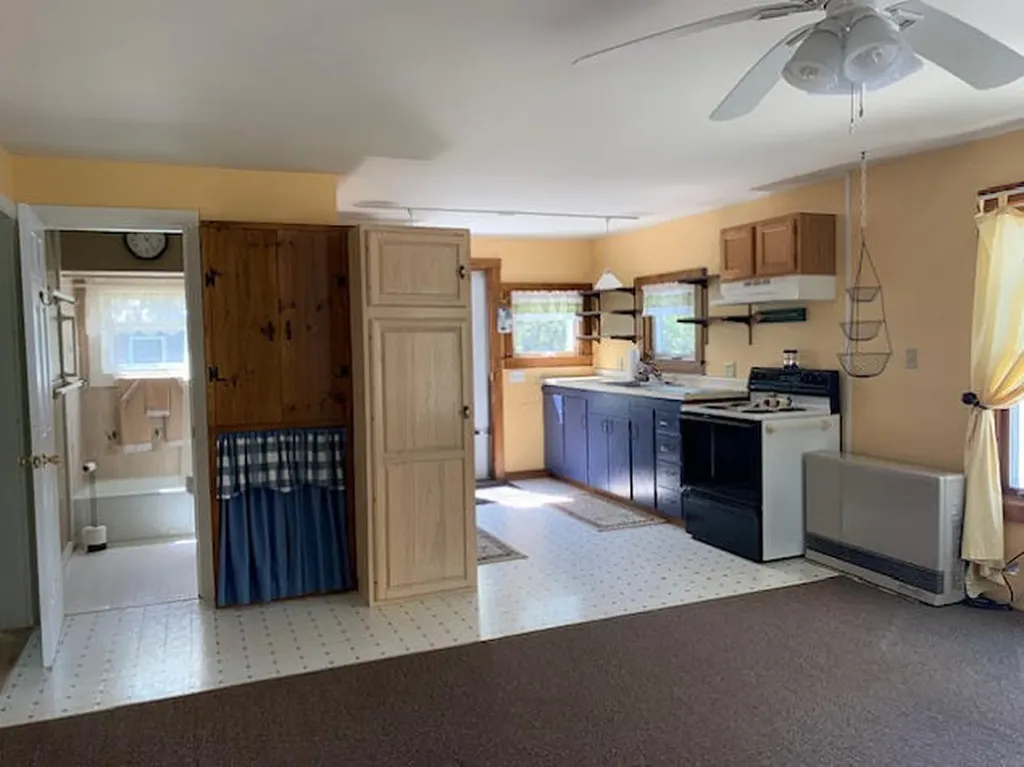 38 Cove Lane Union ME 04862