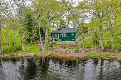 38 Cove Lane Union ME 04862