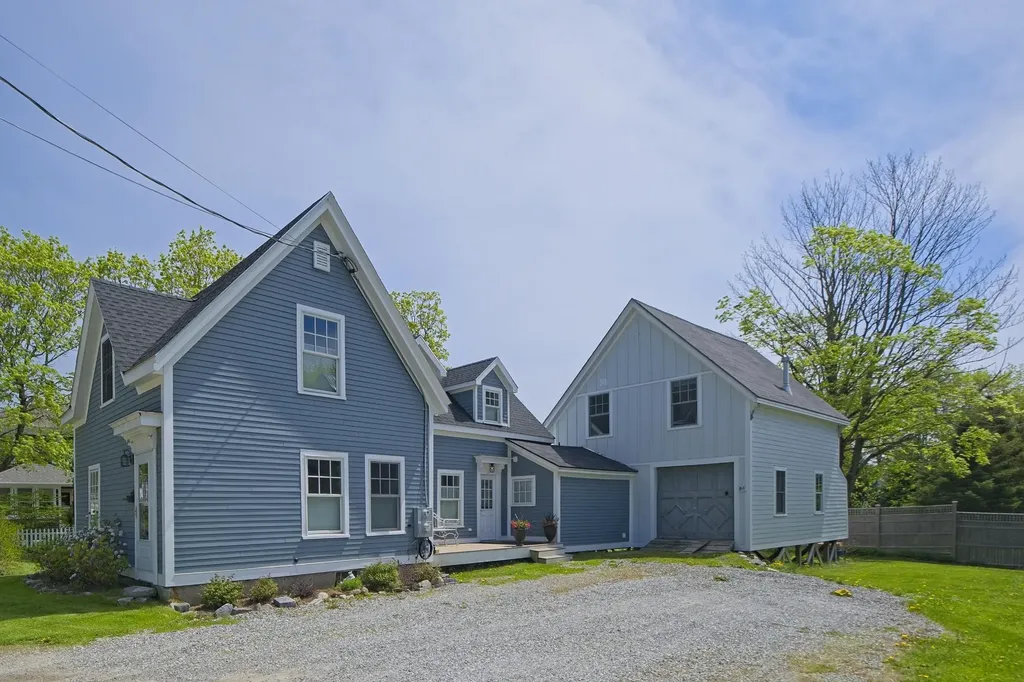 16 Cross Street Camden ME 04843