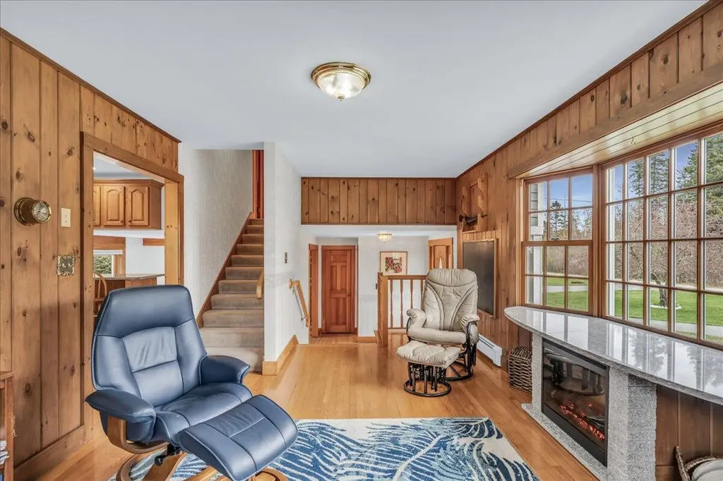 238 Back Road Brooklin ME 04616