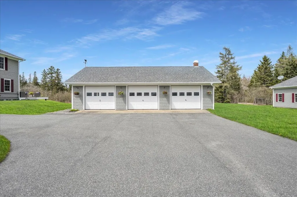 238 Back Road Brooklin ME 04616