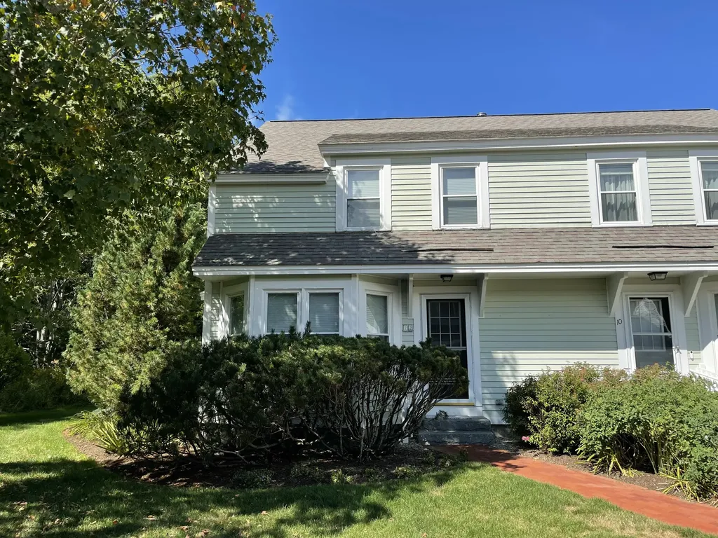 12 Ephraim Tyler Way Kennebunk ME 04043