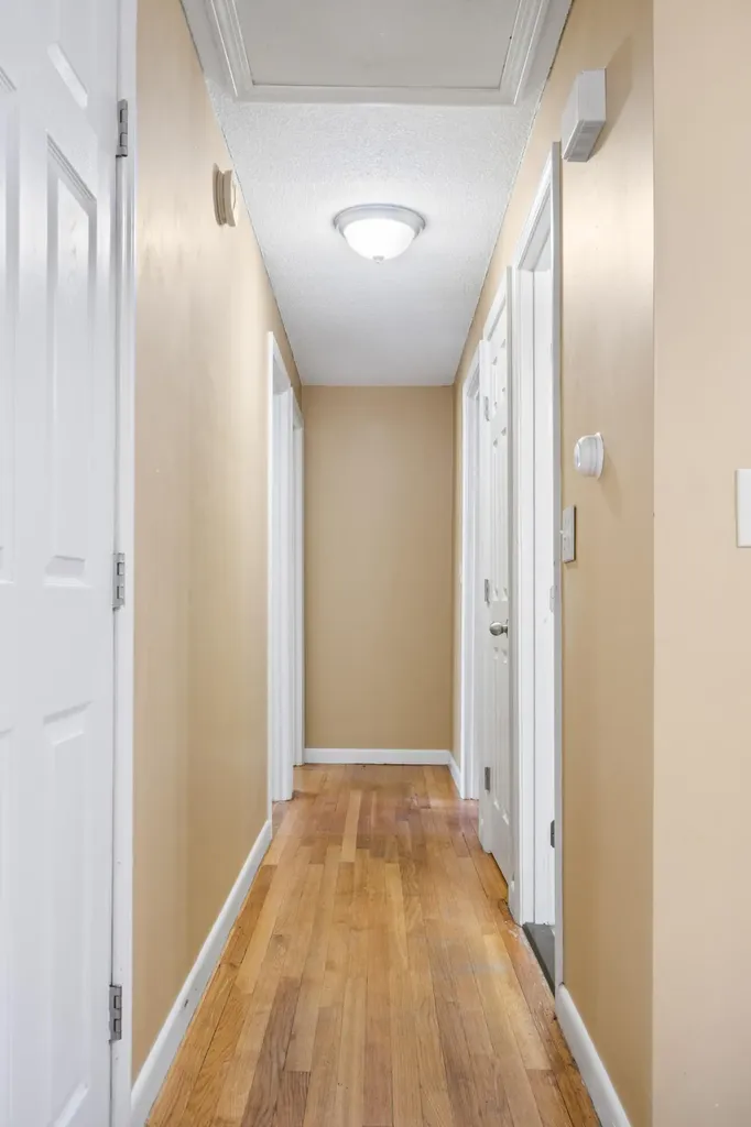 20 Sunderland Drive Auburn ME 04210