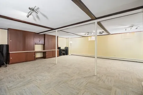20 Sunderland Drive Auburn ME 04210