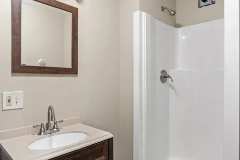 20 Sunderland Drive Auburn ME 04210