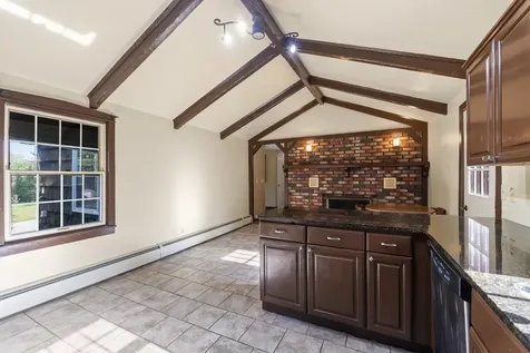 20 Sunderland Drive Auburn ME 04210