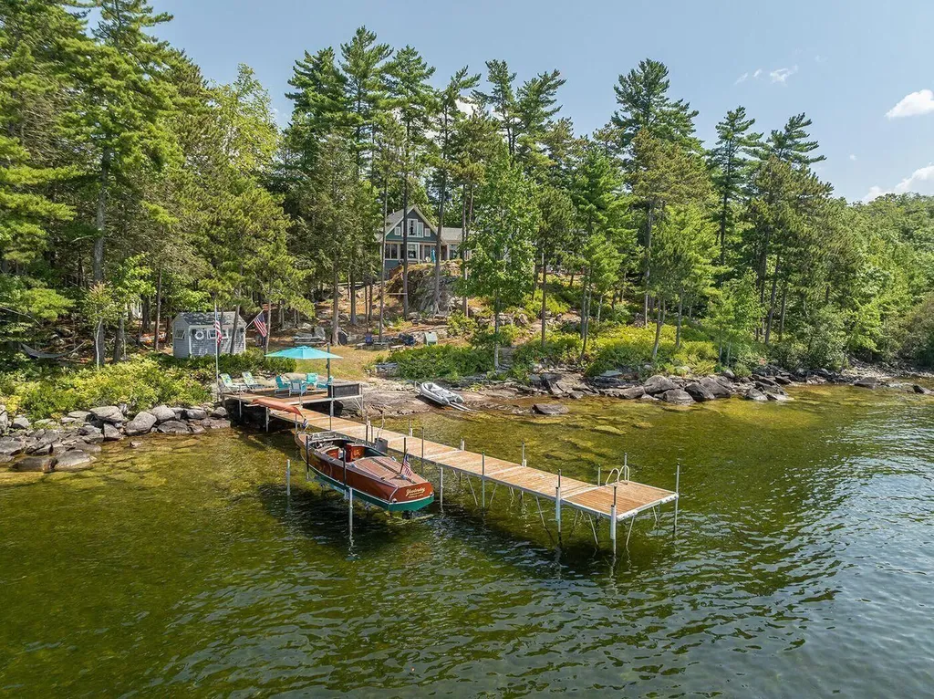 361 Cape Road Raymond ME 04071
