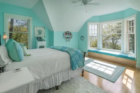 361 Cape Road Raymond ME 04071