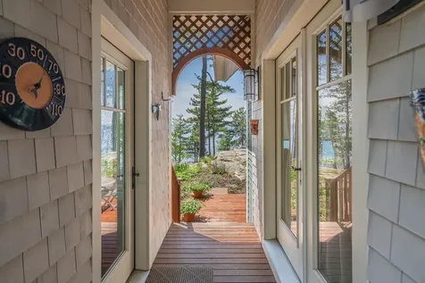 361 Cape Road Raymond ME 04071