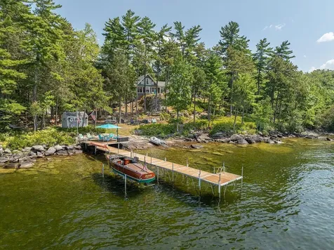 361 Cape Road Raymond ME 04071