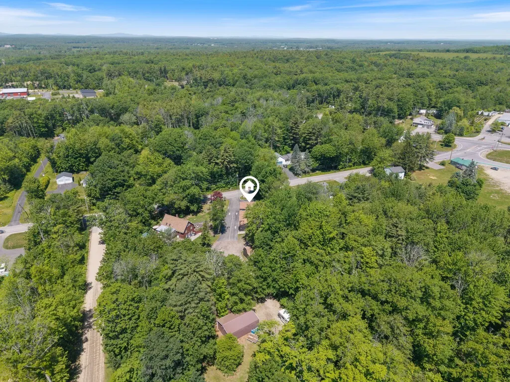 208 New Road Arundel ME 04046