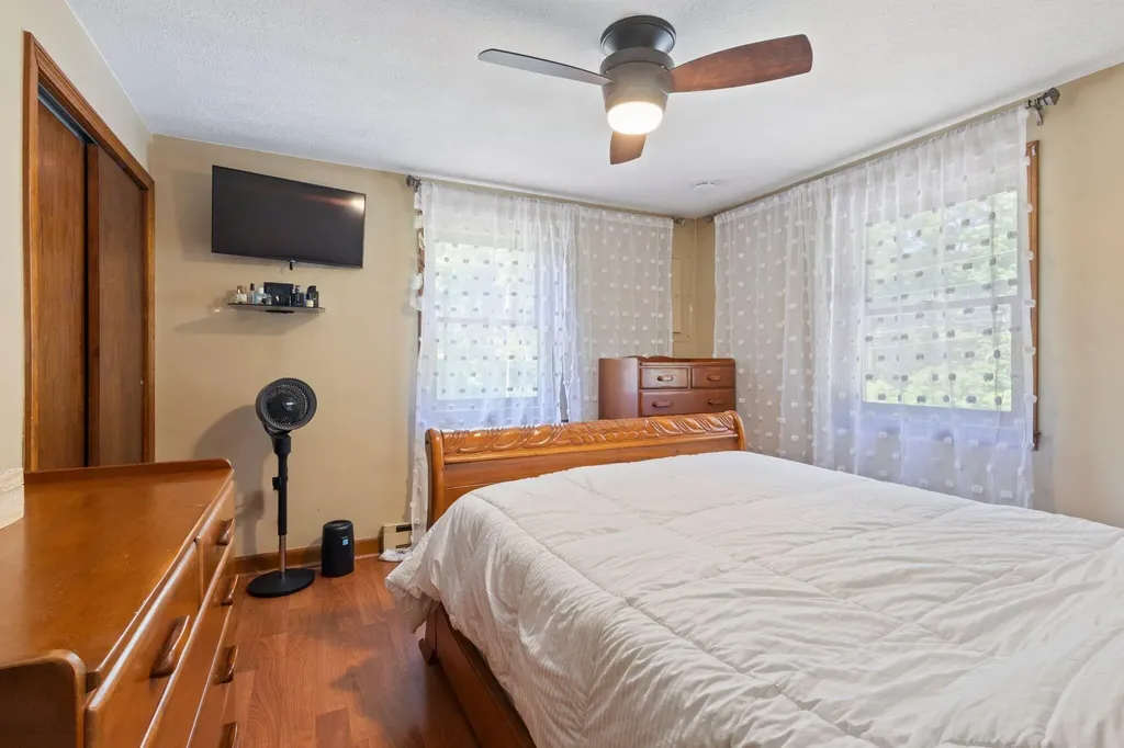 208 New Road Arundel ME 04046