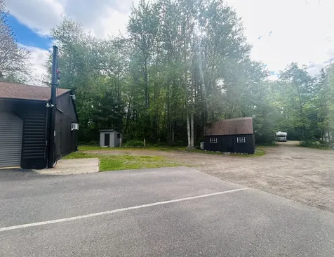 208 New Road Arundel ME 04046