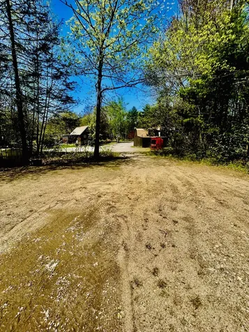 208 New Road Arundel ME 04046