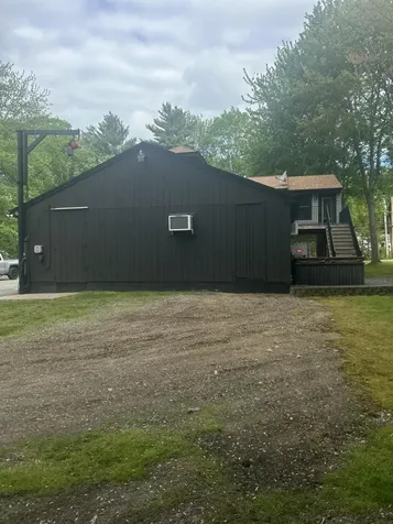 208 New Road Arundel ME 04046