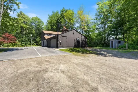208 New Road Arundel ME 04046