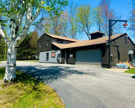 208 New Road Arundel ME 04046