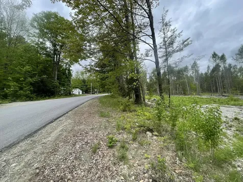 R8 L13,13a Zions Hill Road Chesterville ME 04938