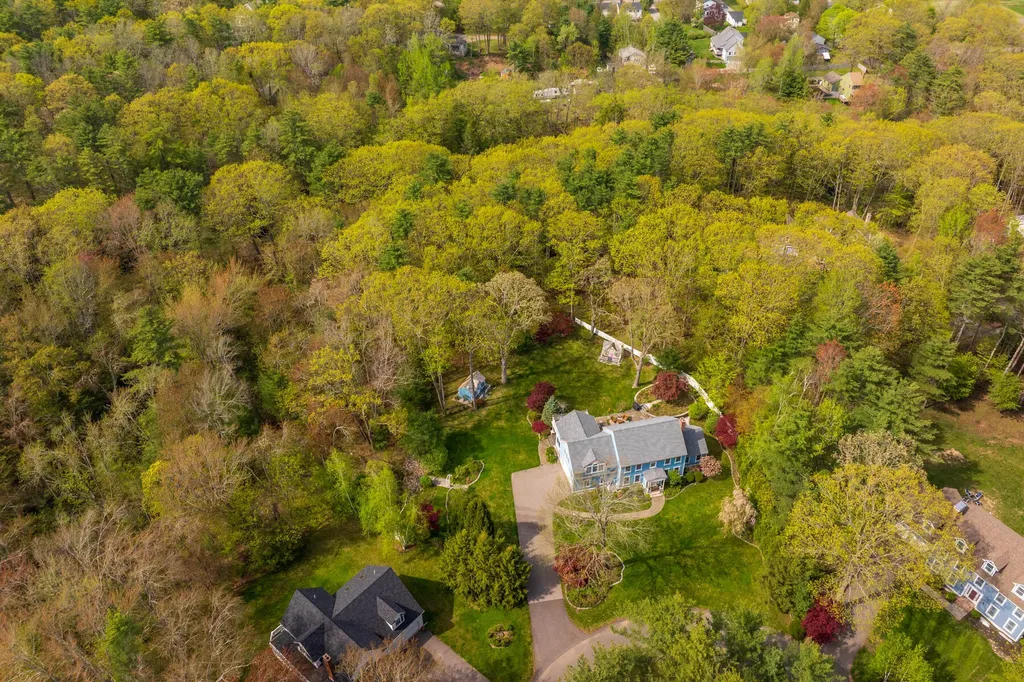31 Rebecca Road Ogunquit ME 03907