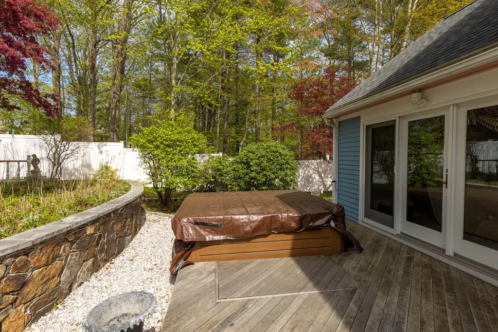 31 Rebecca Road Ogunquit ME 03907