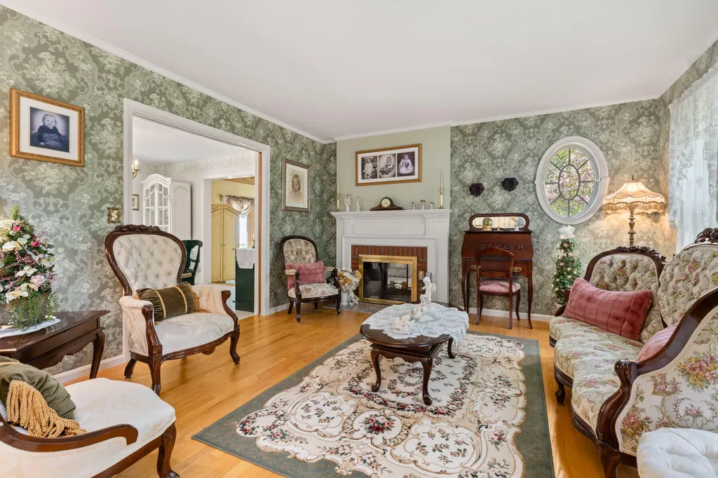 31 Rebecca Road Ogunquit ME 03907