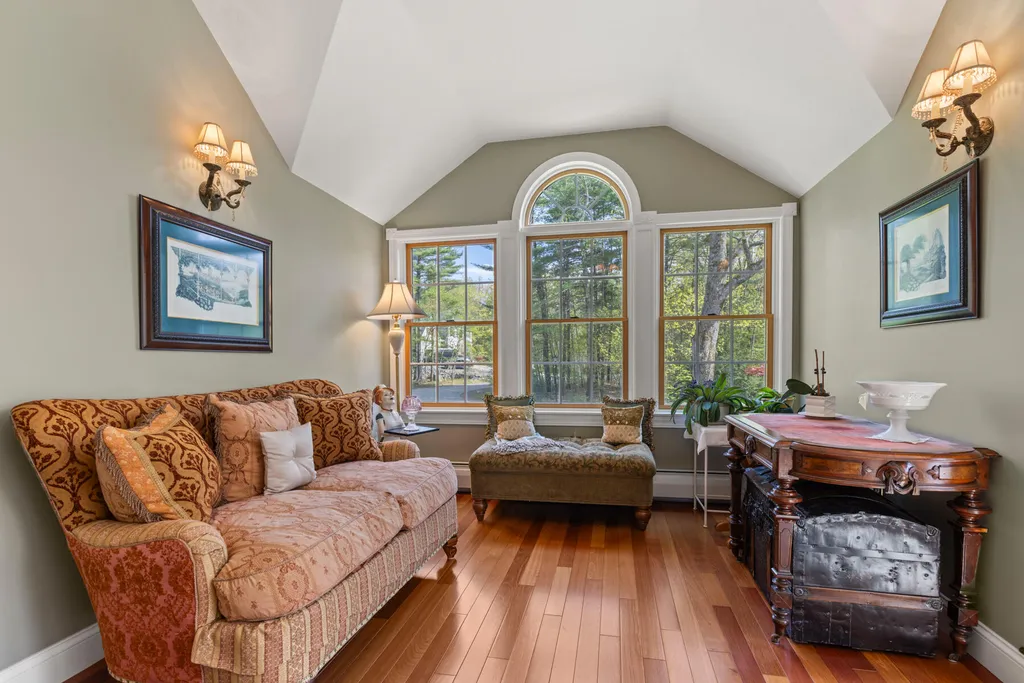 31 Rebecca Road Ogunquit ME 03907