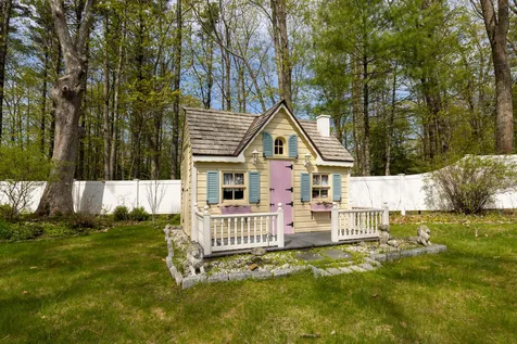 31 Rebecca Road Ogunquit ME 03907