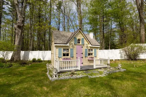 31 Rebecca Road Ogunquit ME 03907