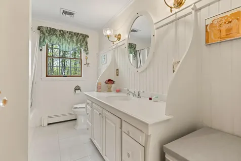 31 Rebecca Road Ogunquit ME 03907