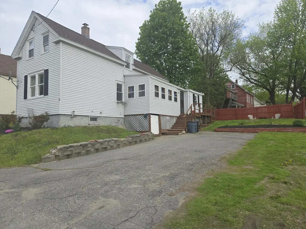 6 Linden Street Waterville ME 04901