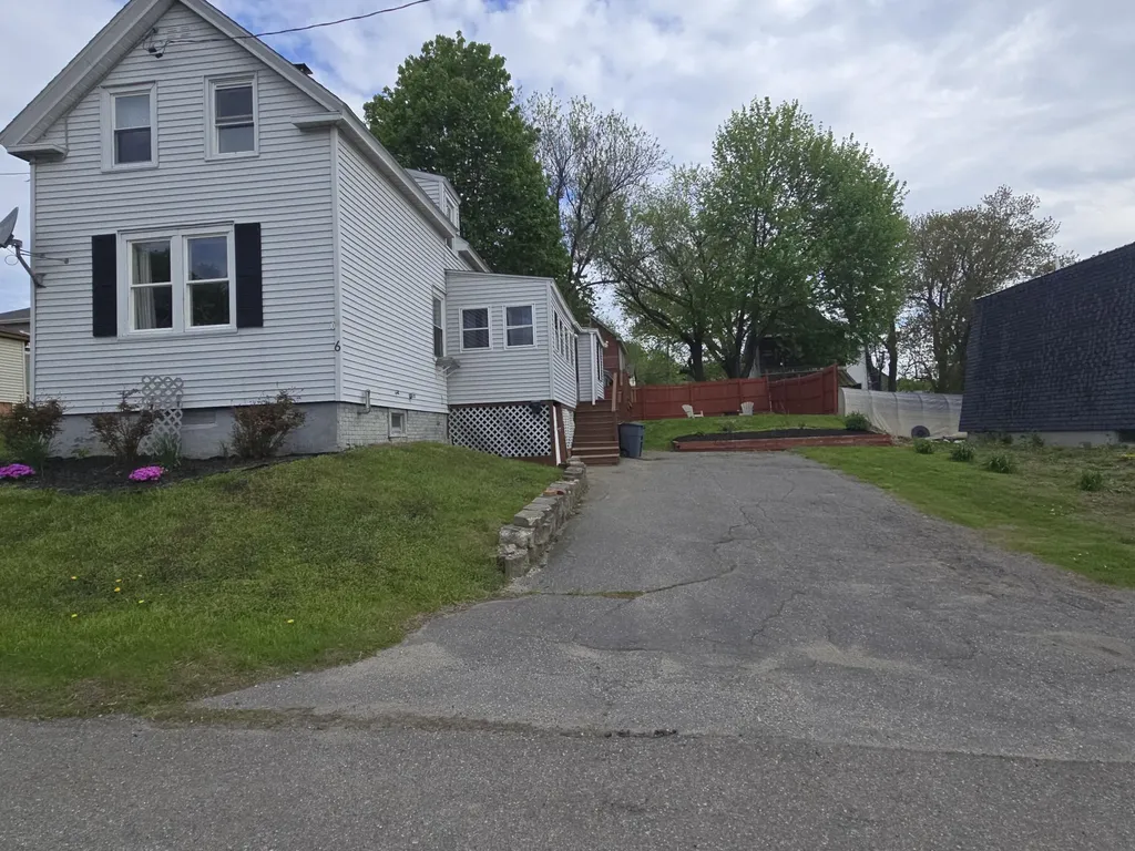 6 Linden Street Waterville ME 04901