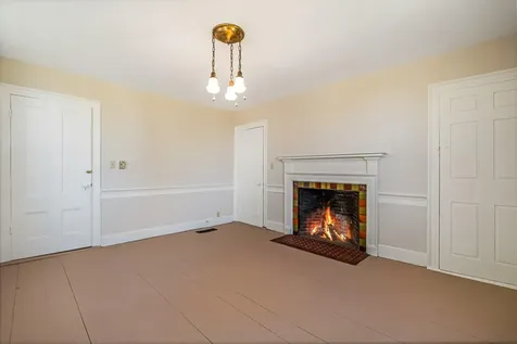 76 N Auburn Road Auburn ME 04210