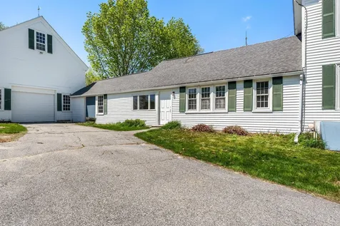 76 N Auburn Road Auburn ME 04210