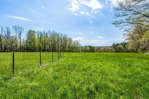 76 N Auburn Road Auburn ME 04210