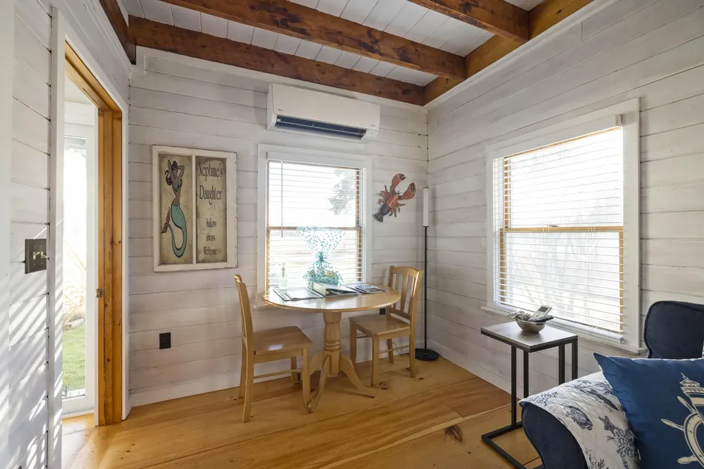 187 Western Avenue Kennebunk ME 04043