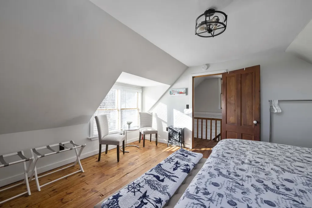 187 Western Avenue Kennebunk ME 04043