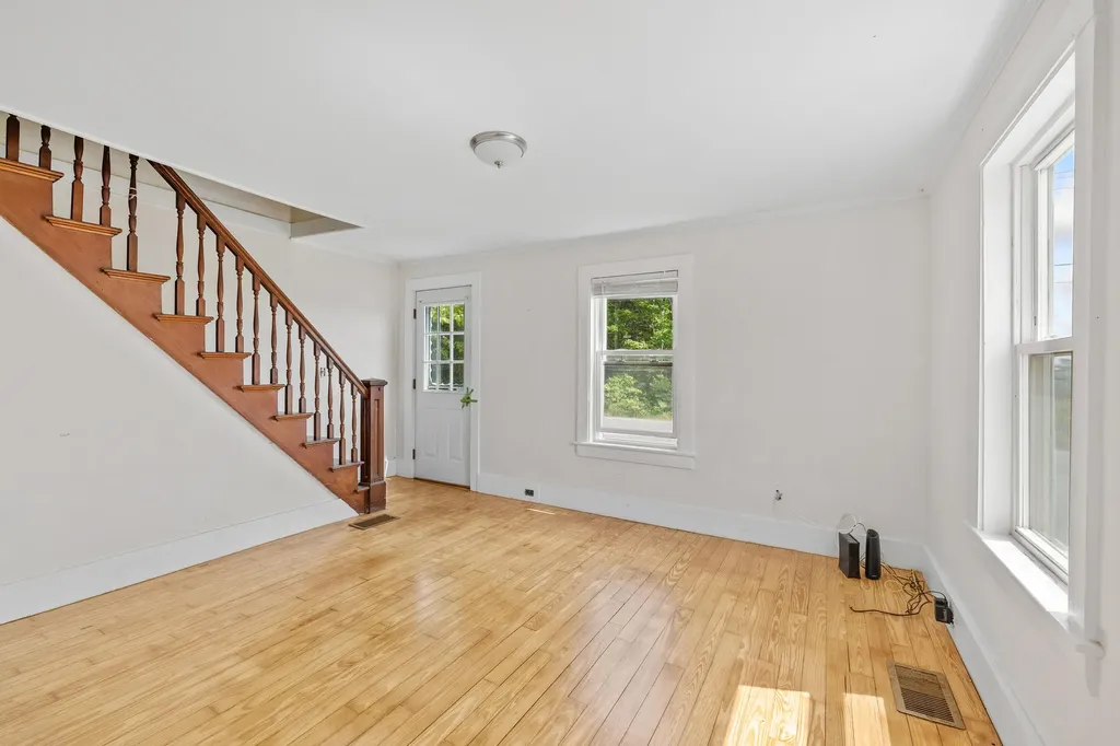 187 Western Avenue Kennebunk ME 04043